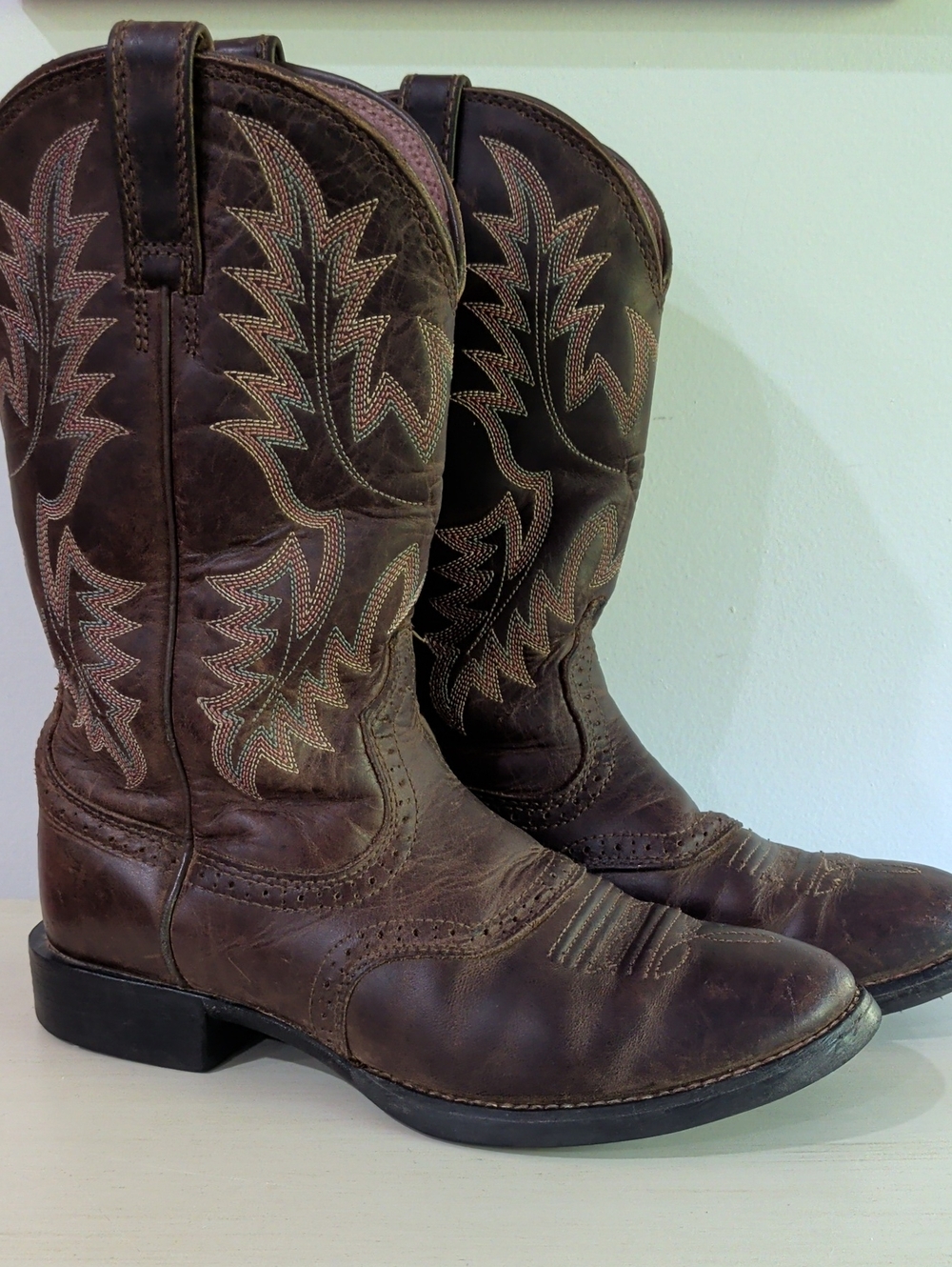 Ariat Brown Leather Western Cowboy Boots Size 7.5